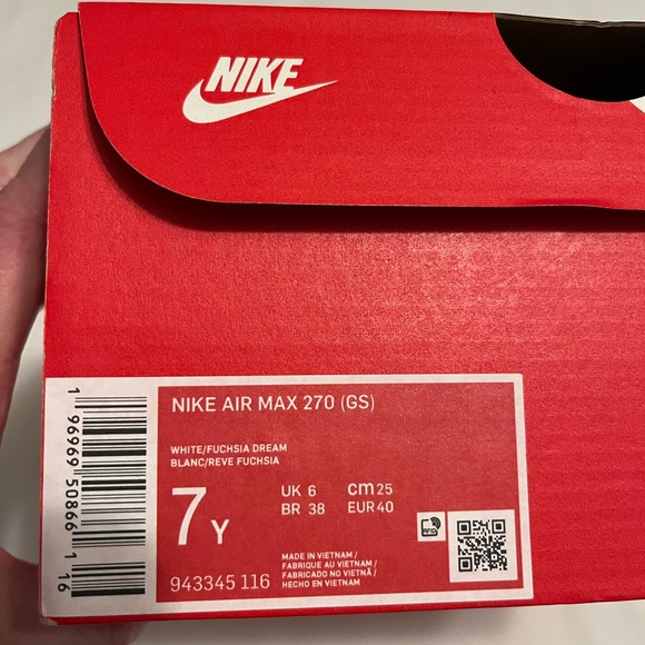 Nike Air Max 270 7-Youth/9-Women - Picture 5 of 5